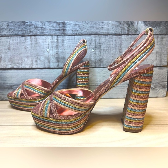 STEVE MADDEN LAUREL PLATFORM SANDAL NWOB - Picture 8 of 13